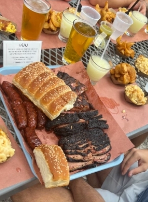 charleston-axe-throwing-brewery-tour-08